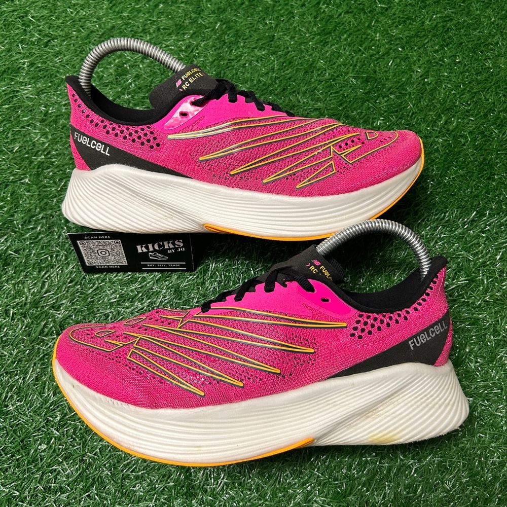 New Balance FuelCell RC Elite v2 Pink Women Size 8.5 (MRCELPB2)